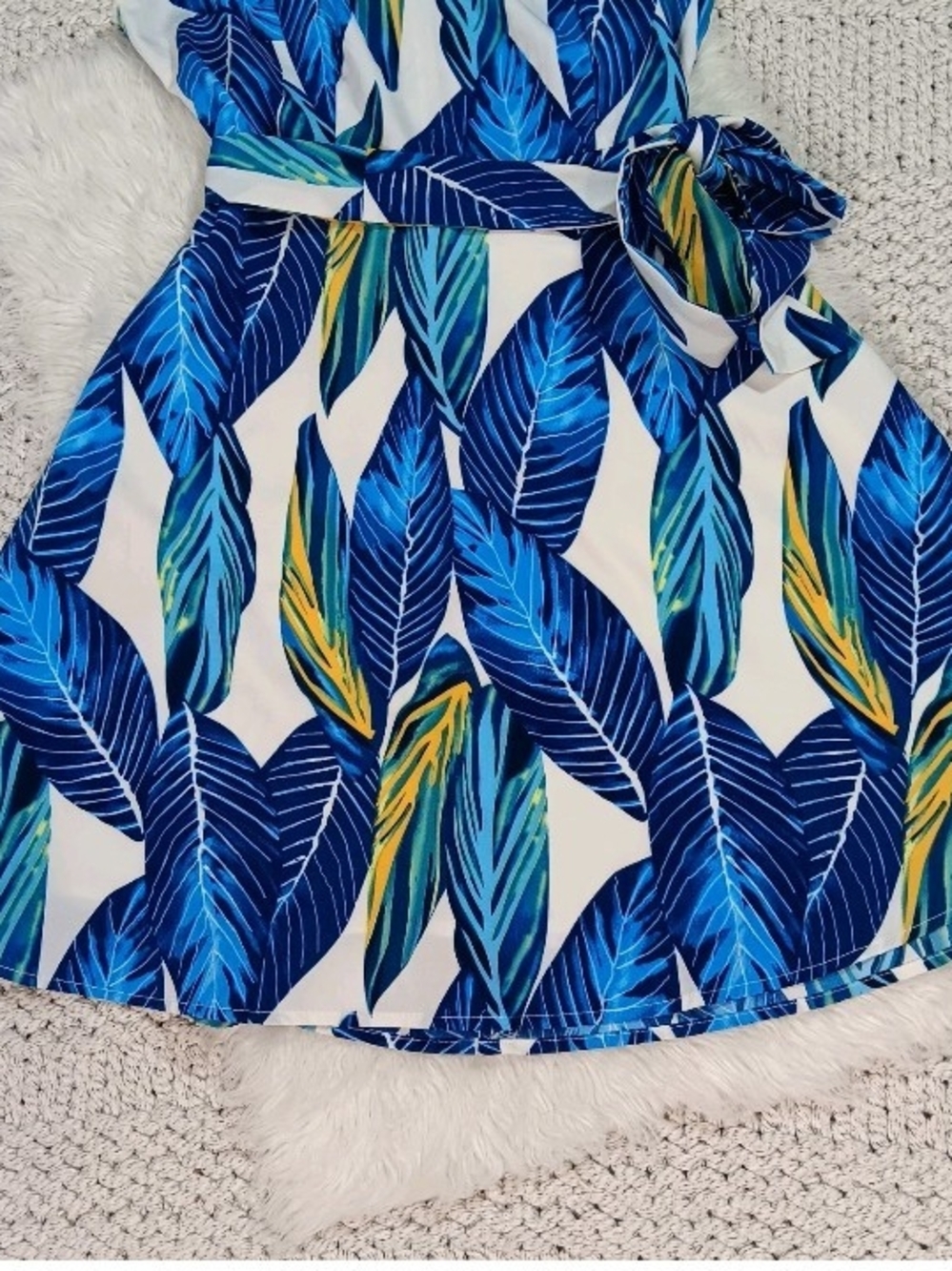 Women's Blue Green Tropical Leaf Print Halter Tie Waist Sundress - Picture 7 of 8